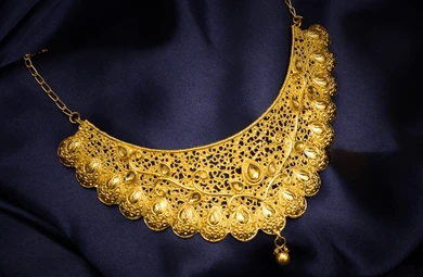 Exquisite Gold Necklace